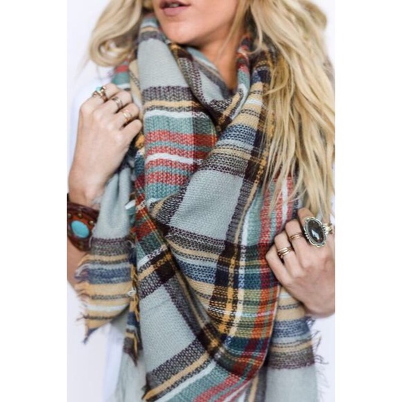 These Are The Days Blanket Scarf - Picture 3 of 4